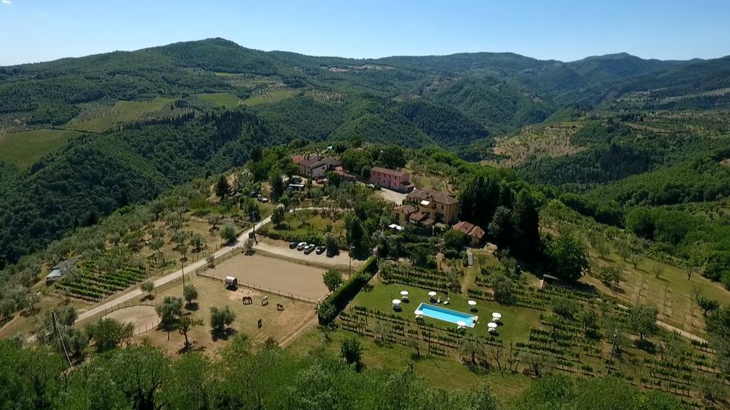 Podere Il Poggiolo Понтасиеве Екстериор снимка