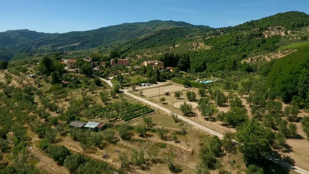 Podere Il Poggiolo Понтасиеве Екстериор снимка